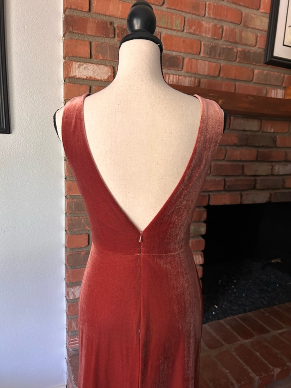 Jenny Yoo Collection Logan Deep-V Velvet Column Gown in English Rose Sz 4 - Picture 9 of 10